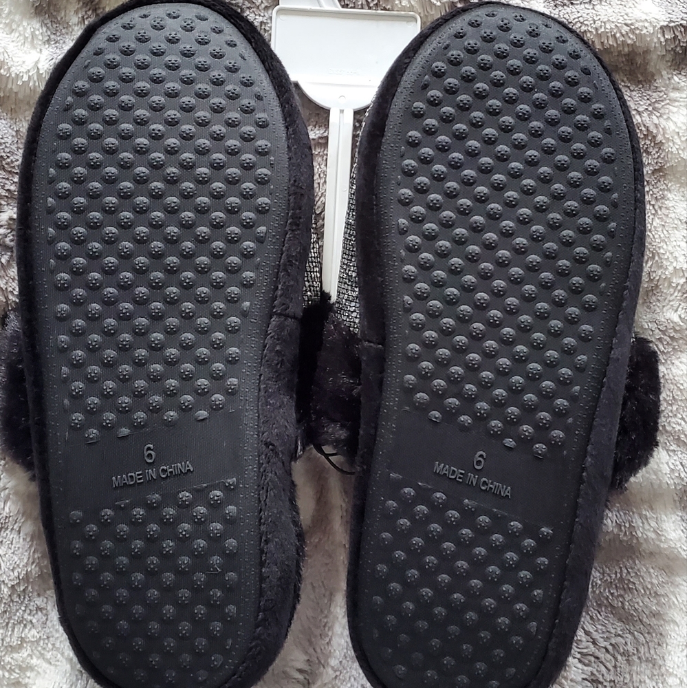 🌸Justice Slippers - Picture 4 of 4